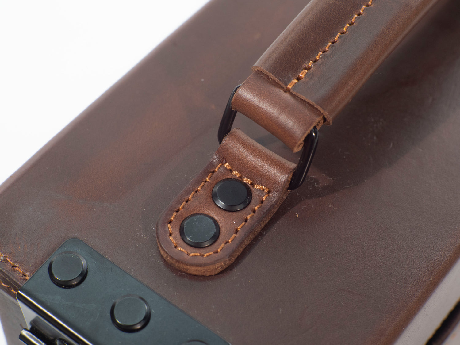 ブロンプトン フロントレザーバッグ – ブラウン